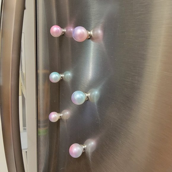 Unicorn Ombre Pearl Magnet Set - Classy & Elegant Fridge Magnets - Picture 9 of 10